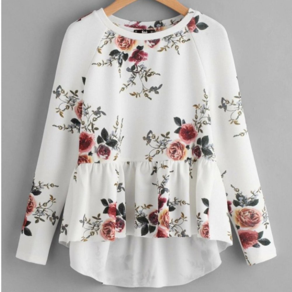 NWOT Floral Raglan Sleeve Ruffle Dip Hem Blouse S